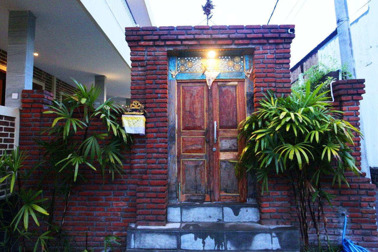 Na-Mi Guesthouse Canggu エクステリア 写真